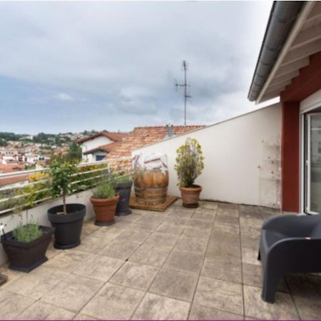 Appartement Moderne Centre Ville Hendaye Avec Terrasse Et Parking - Fr-1-2-302 Kültér fotó